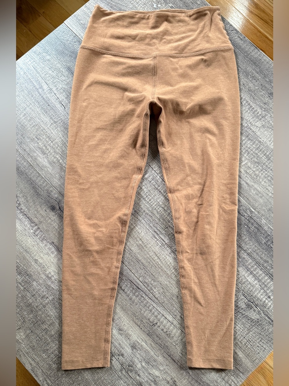Tan Beyond Yoga Spacedye
Caught In The Midi High Waisted Legging. Medium.  EUC.